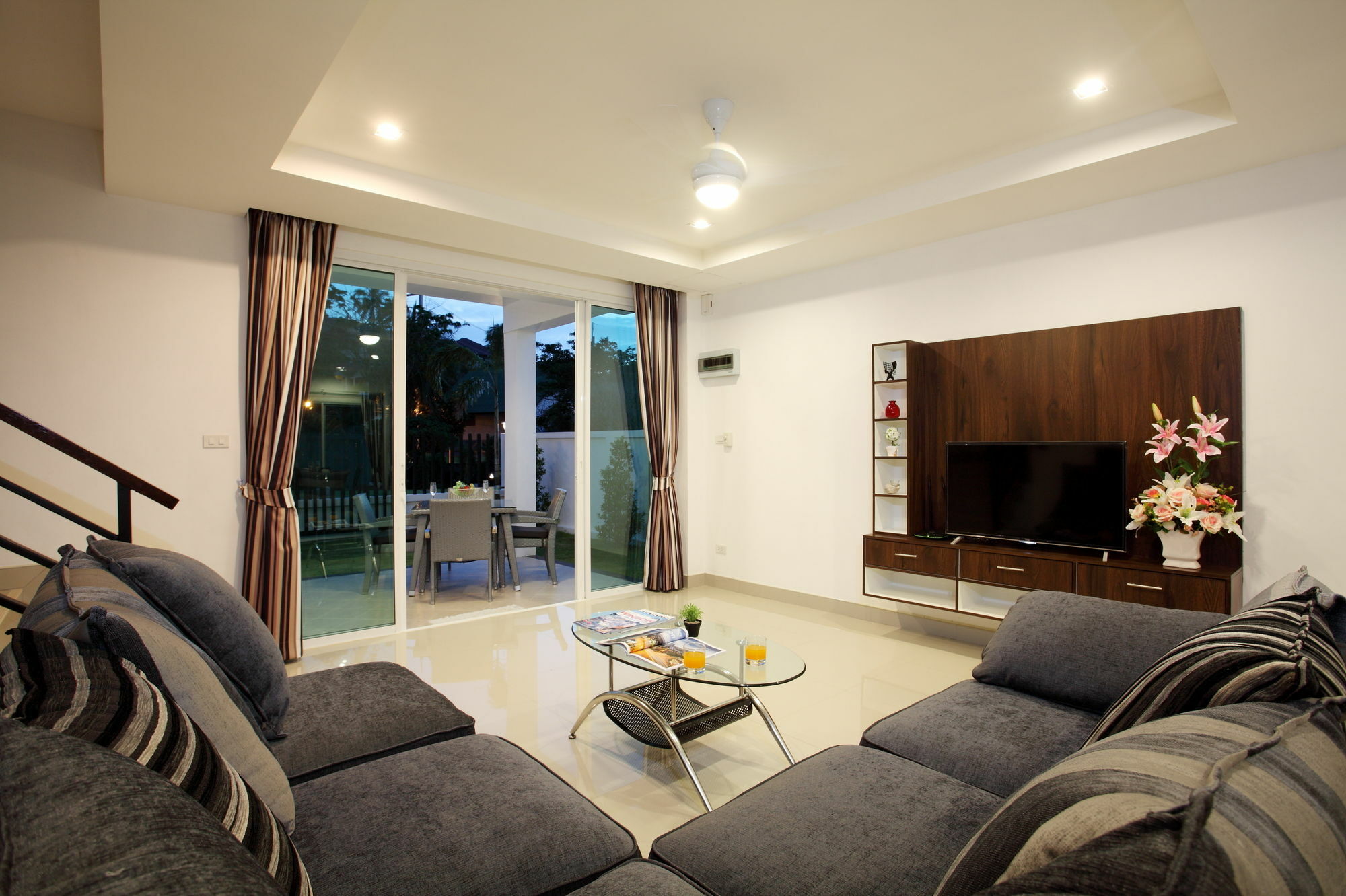 Kata Hill View Villas By Kata Sea View Villas Exterior foto